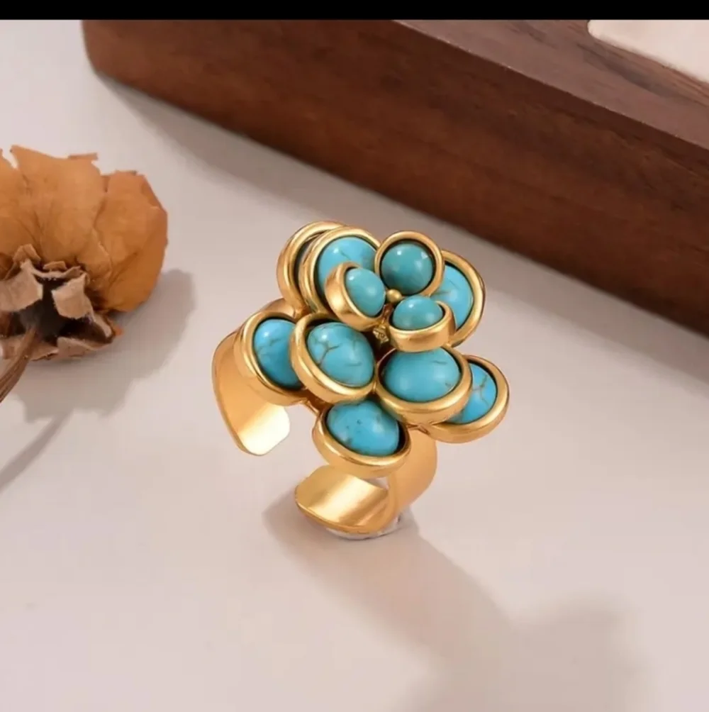 Elegant 18k Gold Plated and Turquoise Flower Cluster Adjustable Ring